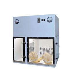 Laminar Flow Glove Box Isolator